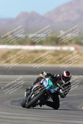 media/Mar-24-2025-Moto Forza (Mon) [[57ce5c5cff]]/3-Beginner Group/Session 2 (Turn 11)/